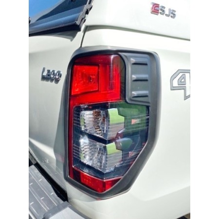 Tapacubos L200 - Black Light Surrounds - (a partir de 2020)