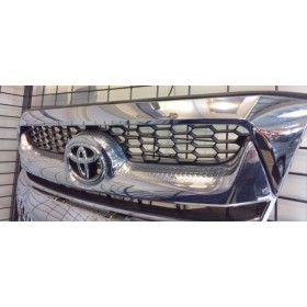 Griglia Hilux - Griglia cromata "Bentley" - (dal 2012 al 2015)