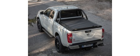 Navara Müllcontainerabdeckung - Schiebevorhang | Accessoires4x4.com